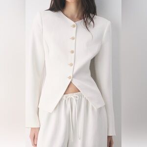 Aritzia Wilfred Crepette Regal Blazer – Light Birch – Size 00